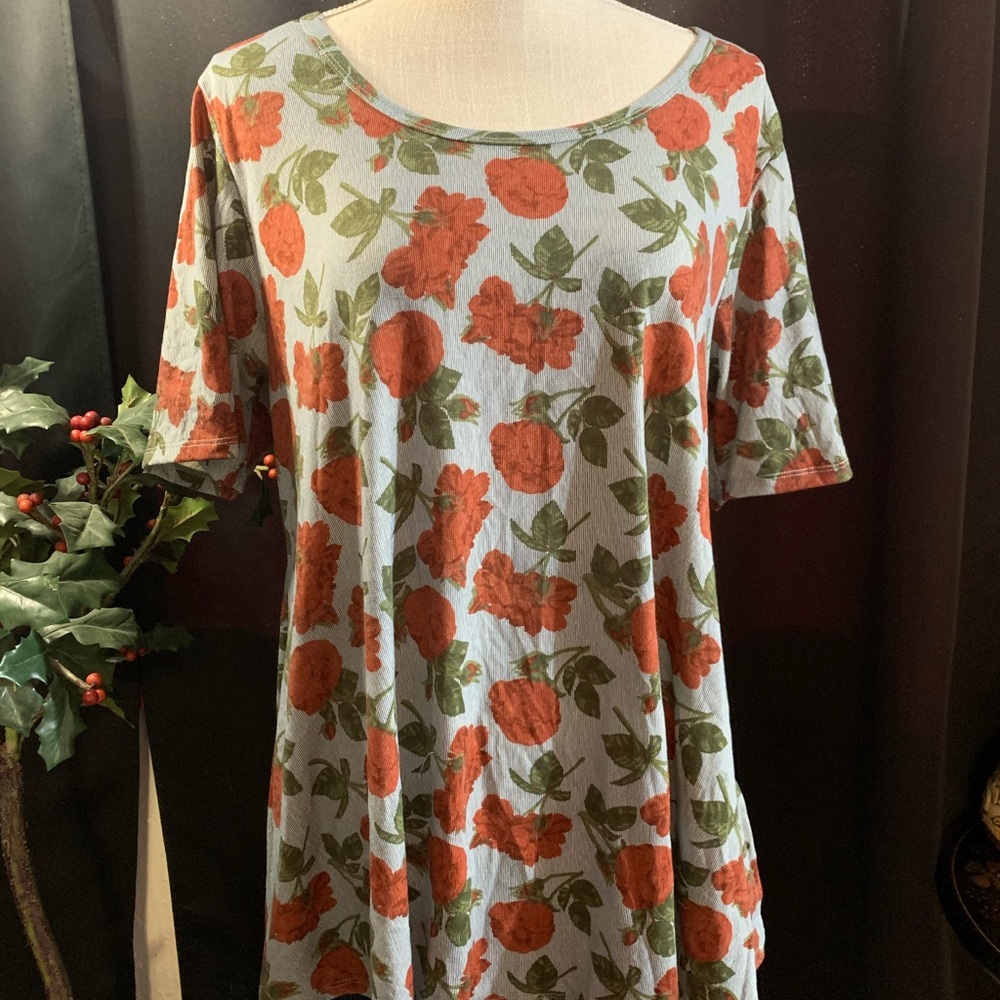 LulaRoe XL Vertical Stripes with Roses Top